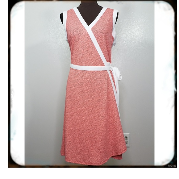 Tommy Hilfiger Dresses & Skirts - NWT Tommy Hilfiger Plus Size Printed Sleeveless